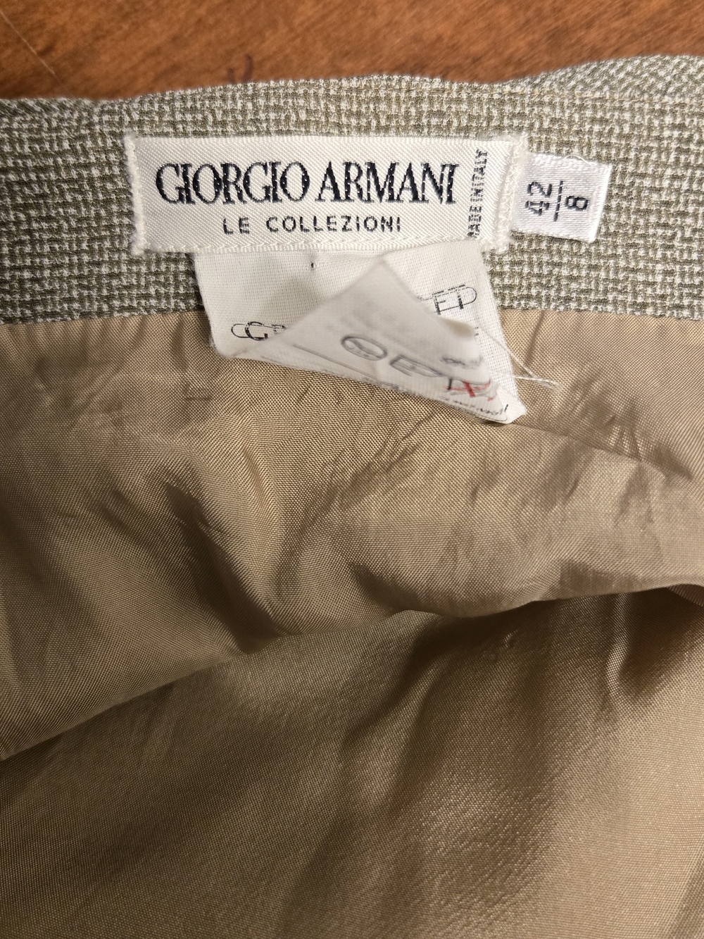 Giorgio Armani High-Waist Textured Wrap Skirt in Light Gray - Picture 10 of 10